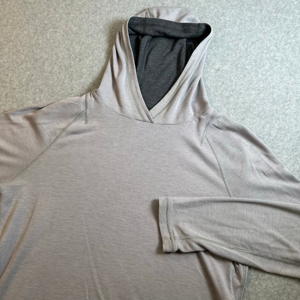 Lululemon Mens Metal Vent Tech Hoodie Grey Mesh Performance Training Shirt L